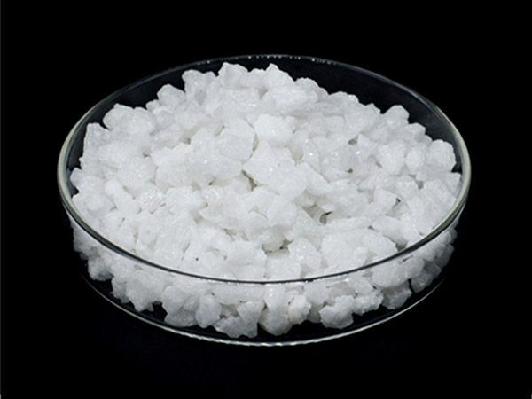 白刚玉和棕刚玉的区别